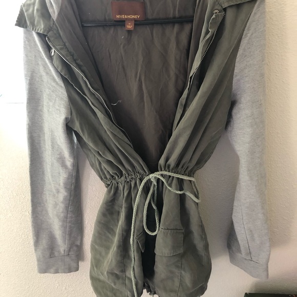 HIVE AND HONEY OLIVE AND GREY JACKET - Picture 2 of 6